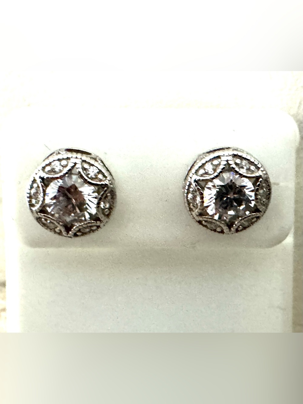 Sterling Silver 925 CZ Milgrain Halo Stud Earrings Vintage Style - Picture 5 of 7